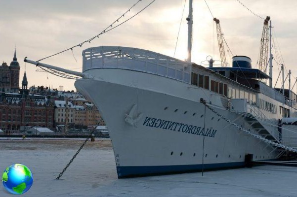 Hotel Mälardrottningen, dormir en un barco en Estocolmo