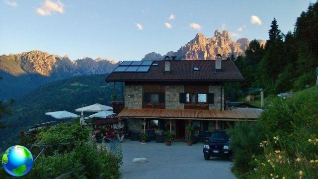 Staying at Baita Zeni Tirolerhof, in Pezze Altre in Trentino
