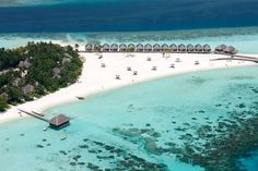 Maldives travel story at the Moofushi Resort a true paradise