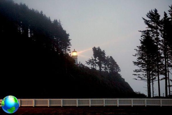 Faro de Heceta, costa de Oregon: duerme al pie de un faro