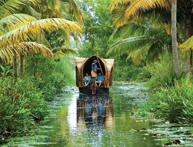 Kerala, excursion en péniche en Inde