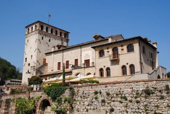 Asolo, an area of ​​prosecco and good food