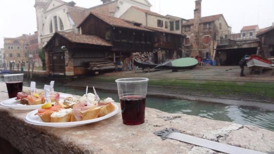10 bacari para ir para o ombre de vin em Veneza