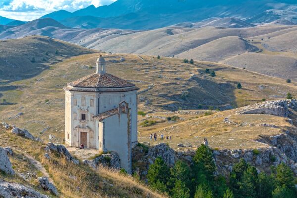 The 10 things to see in Abruzzo the Green Region of Europe