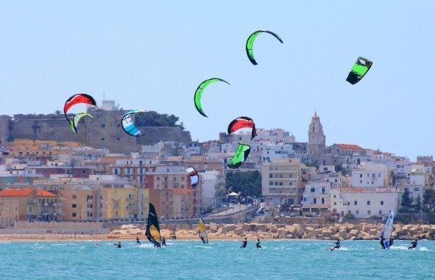 Où faire du kitesurf en Italie: 10 places