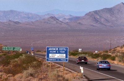 By car from Los Angeles to Las Vegas: useful information and stages