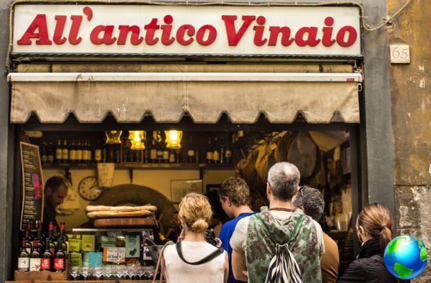 All'Antico Vinaio, the pleasure of a Panini in Florence