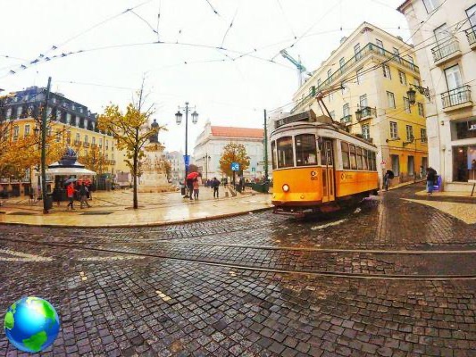 Lisbonne, tram 28 et métro de l'aéroport