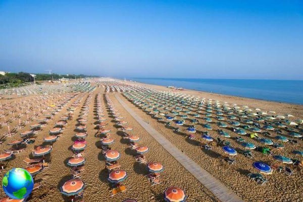 Beach holiday in Bibione, in an apartment or hotel