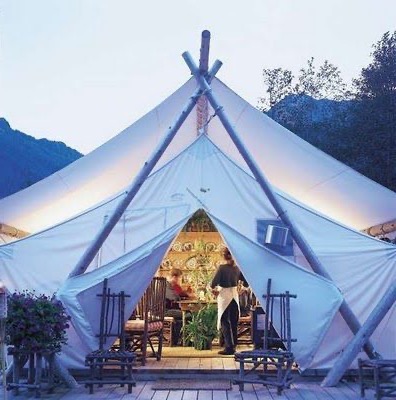 Glamping - luxury tents in Spain