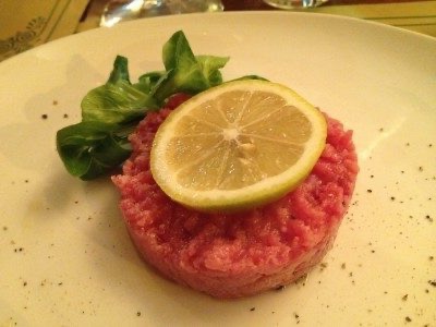 L'Acino en Turín, piamontesa comiendo en el Cuadrilátero Romano