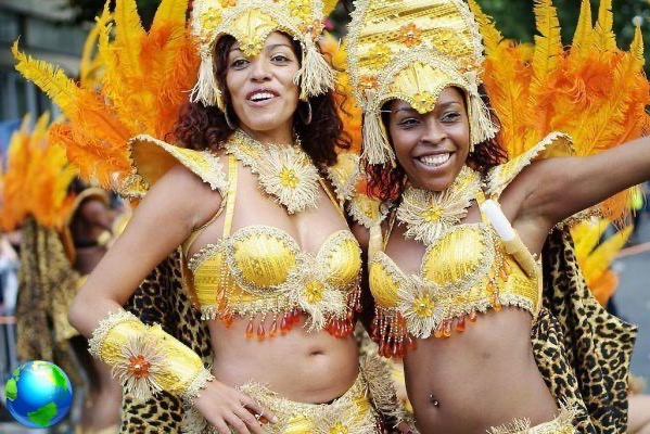 Carnaval em Notting Hill: Londres é colorida