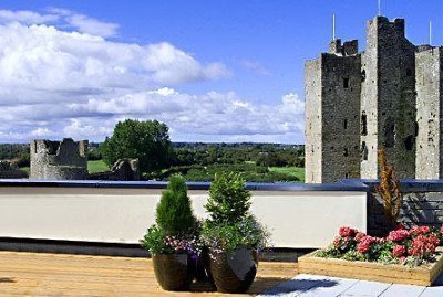 Trim Castle, Ireland in a castle for less than € 65 a night
