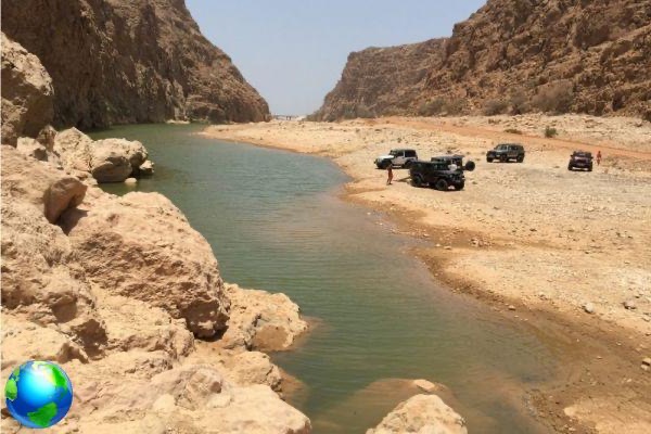Hiking in Oman: the wadis and the mountains