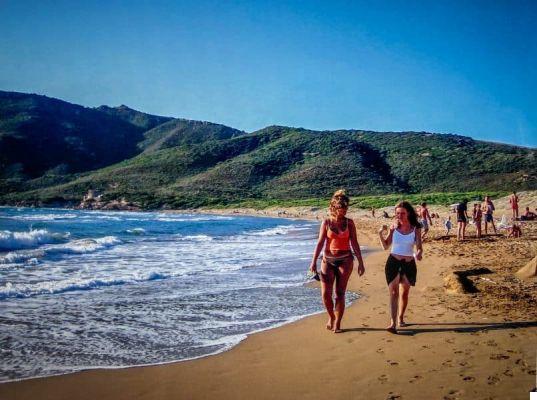 Qué ver en Alghero: las playas, dónde dormir, dónde comer