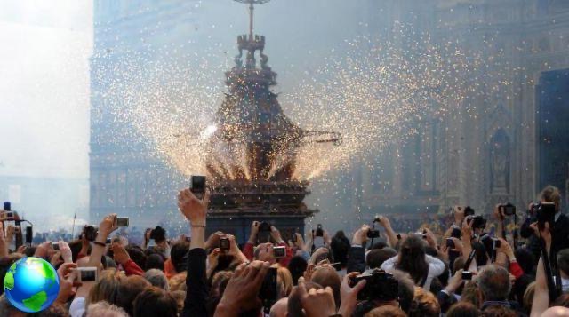 Explosão do carrinho, evento da Páscoa em Florença