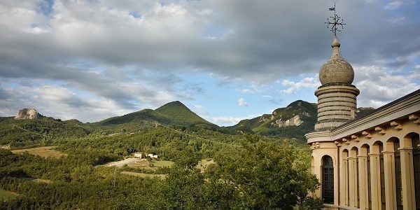 Rocchetta Mattei: a fairytale castle in the Bolognese hills