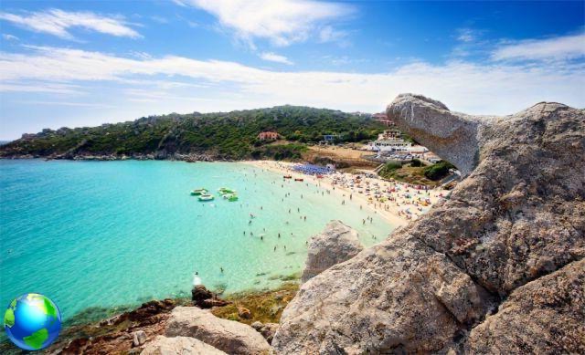 The most beautiful beaches between Santa Teresa Gallura and Castelsardo