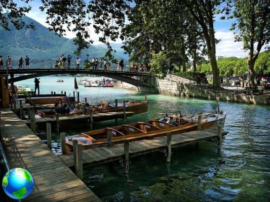 Lake Annecy in Haute-Savoie, France