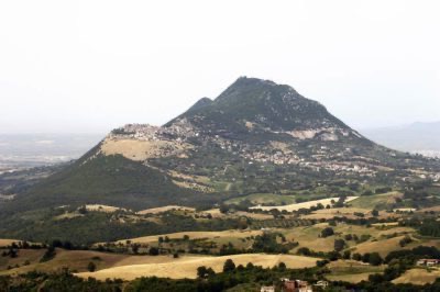 Sant'Oreste: Monte Soratte e o bunker anti-atômico de Mussolini