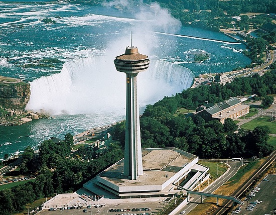 Skylon Tower, the observation tower on Niagara Falls