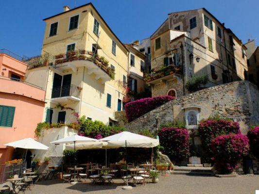 Cervo: a beautiful village in western Liguria