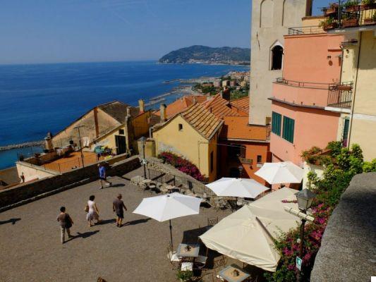 Cervo: a beautiful village in western Liguria