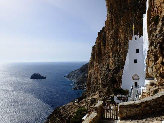 The 10 least touristy and most beautiful Greek islands