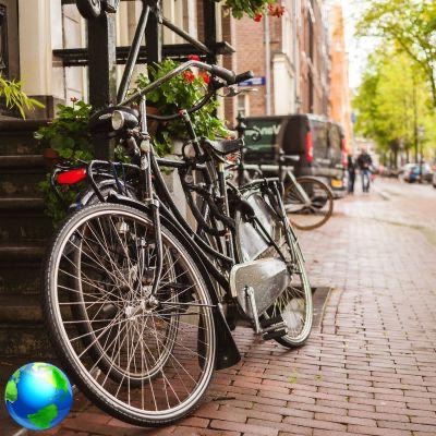 Visita Ámsterdam en bicicleta por solo 13 €, así es como