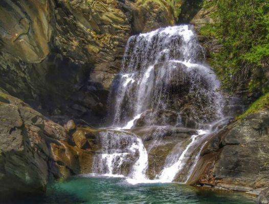 Lillaz Cogne waterfalls: how to get there and where to park