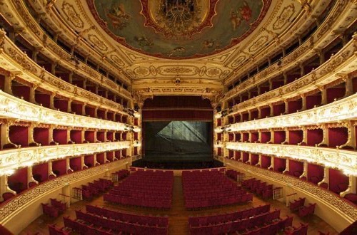 Parma, between theaters and good food