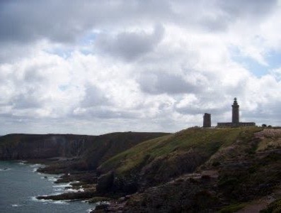 Lighthouses, cliffs and greenery in Alice's Brittany