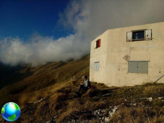 Cómo Llegar y qué ver en el Parque nacional de los Montes Sibilinos, Refugio del Fargno