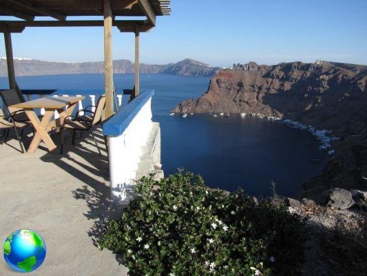 Santorini, onde dormir, 4 estruturas para você