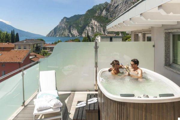 10 beautiful hotels with SPA on Lake Garda