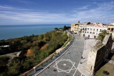 Vasto: en Abruzzo, la historia y la naturaleza bordean el mar Adriático