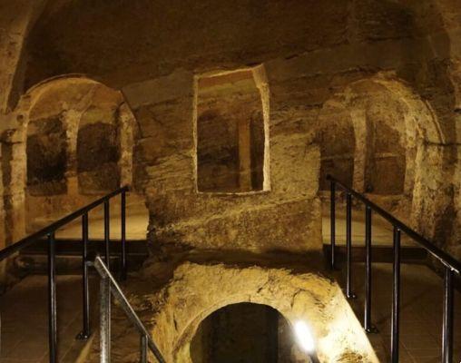 Cuevas de Camerano: horarios, precios y duración de la visita