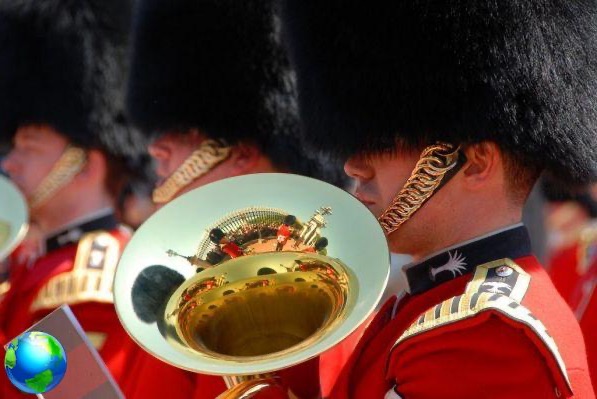 Troca da guarda em Londres no Palácio de Buckingham, datas e horas