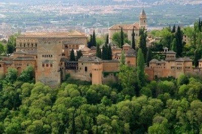 Dormindo em Granada, uma cobertura de baixo custo