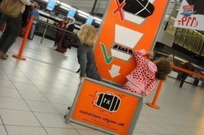 Hand luggage, but how much do you have to weigh ?!