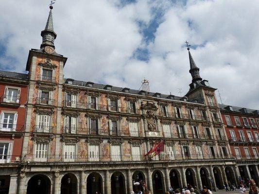 Madrid em dicas úteis de última hora para escolher hotéis e restaurantes