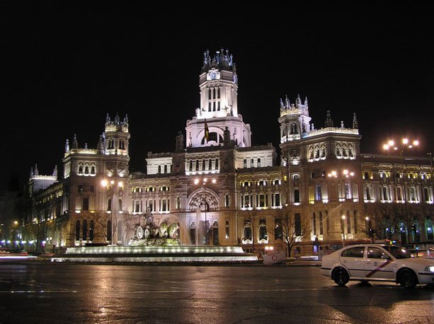 Madrid in last minute useful tips for choosing hotels and restaurants