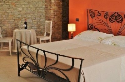 B & b La Rola, in the Langhe to stay in a chic barn