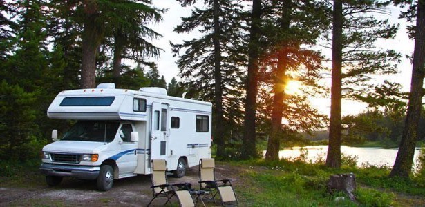 Travel by camper, 10 low cost tips
