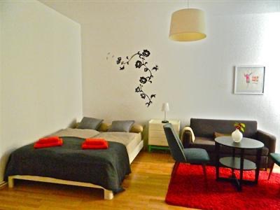 Apartments in Berlin and Paris at discounted prices