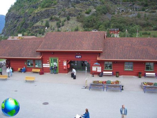 Flåmsbana, de Bergen a los fiordos de Noruega en tren