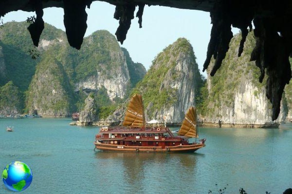Baie d'Halong au Vietnam, excursions de deux jours