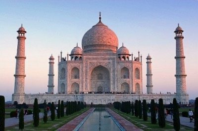 Taj-Mahal in India, the most romantic place on Earth