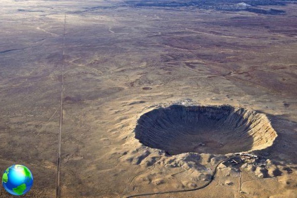Cañón de Chelly y cráter del meteorito en Arizona