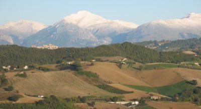 In the shadow of the giants: Monte San Vicino and Monte Canfaito